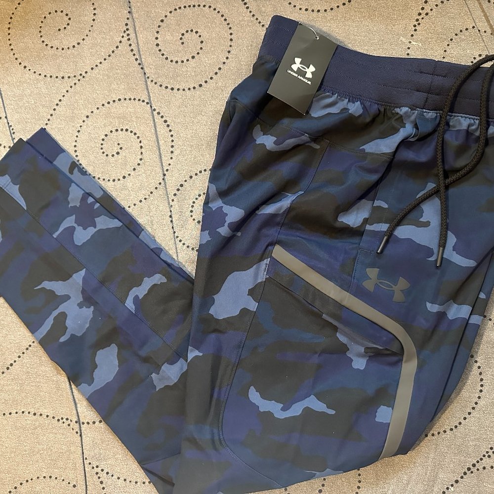 UNDER ARMOUR ELITE FITTED SPORSTYLE BLUE'S CAMO PANTS SIZE L M OR S MEN NWT $100
